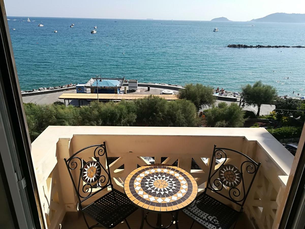 Il Faro Dei Poeti Apartamento Lerici Exterior foto